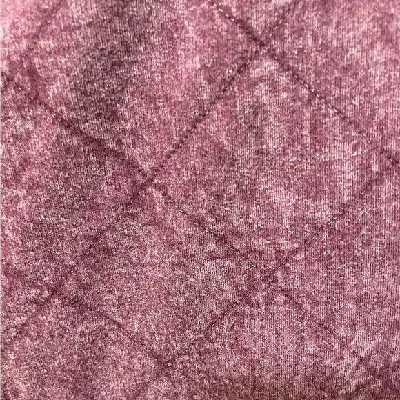 NWT
Free People Shiloh Quilted Sweatshirt Pullover Zip
Swing Hi Lo Plum
Size M - Picture 8 of 8